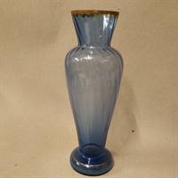blå glas vase guldkant